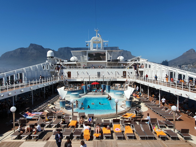 Die MSC Orchestra in Kaapstad for die eerste keer