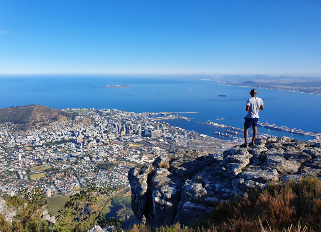 Kaapstad Hawe, Kaapstad en Tafelbaai; vanaf Duiwelspiek
